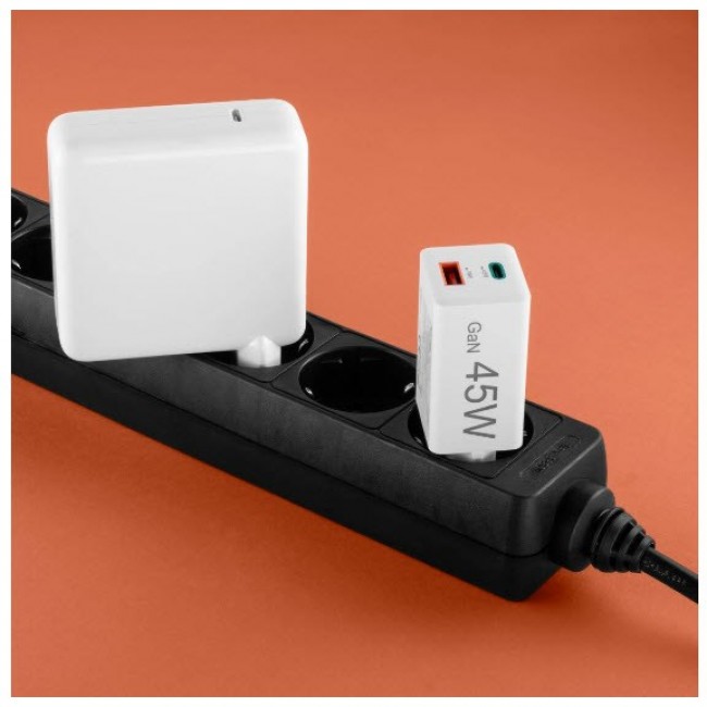 Hama 00201993 mobile device charger Mobile phone, Laptop, Smartphone, Tablet White AC Fast charging Indoor