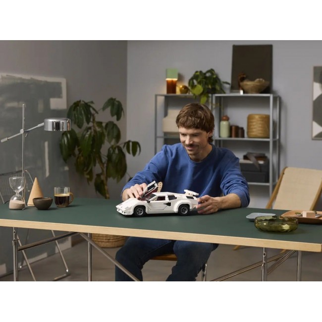 LEGO ICONS 10337 Lamborghini Countach 5000 Quattrovalvole LEGO ICONS 10337 Lamborghini Countach 5000 Quattrovalvole