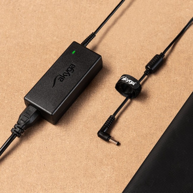Akyga AK-ND-79 power adapter/inverter Indoor 87 W Black