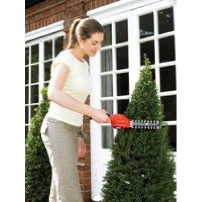 Black & Decker GSL300 power hedge trimmer Double blade 600 g Black & Decker GSL300 power hedge trimmer Double blade 600 g