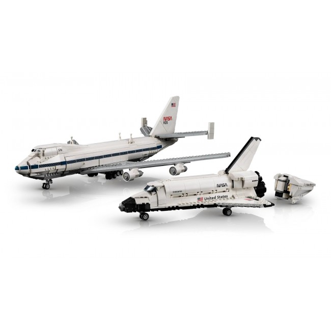 LEGO ICONS 10360 Shuttle Carrier Aircraft LEGO ICONS 10360 Shuttle Carrier Aircraft