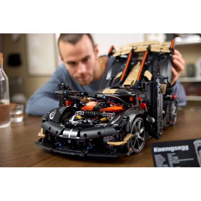 LEGO TECHNIC 42232 Koenigsegg Sadair's Spear Megacar