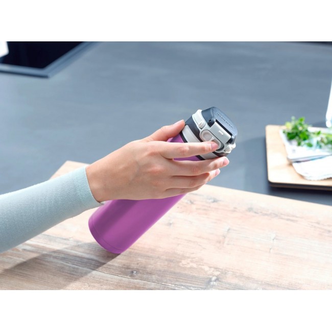 Thermal mug Leifheit Flip 600 ml Purple Thermal mug Leifheit Flip 600 ml Purple