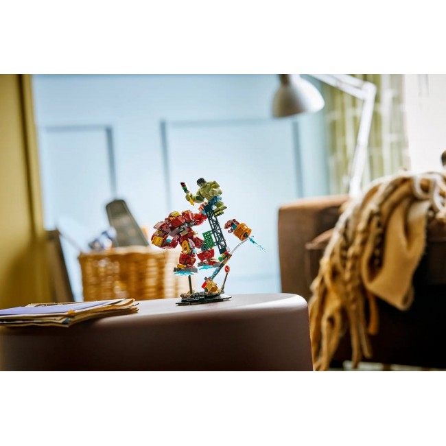 LEGO MARVEL 76343 Epic Battle: Hulkbuster vs. The Hulk