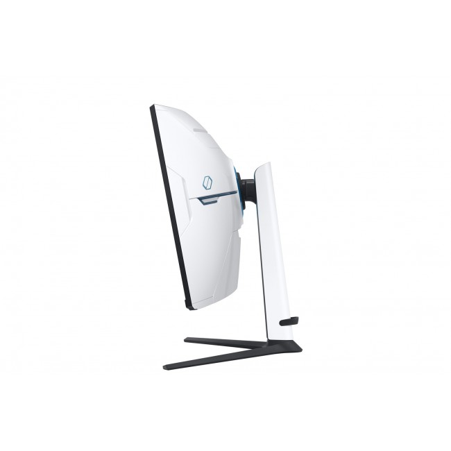 Samsung | G850 UHD | 32 