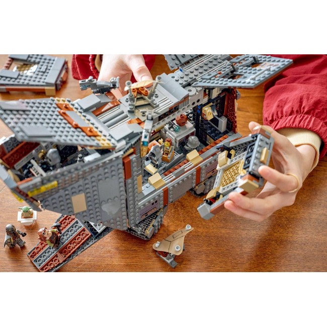 LEGO STAR WARS 75453 Offworld Sandcrawler and Mudhorn