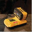 DeWALT DCB117-QW cordless tool battery / charger Battery charger