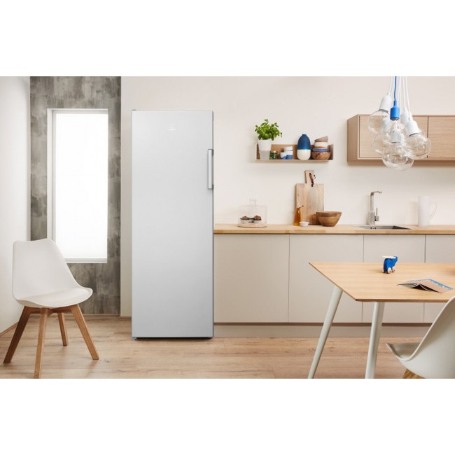 INDESIT UI6 2 S freezer