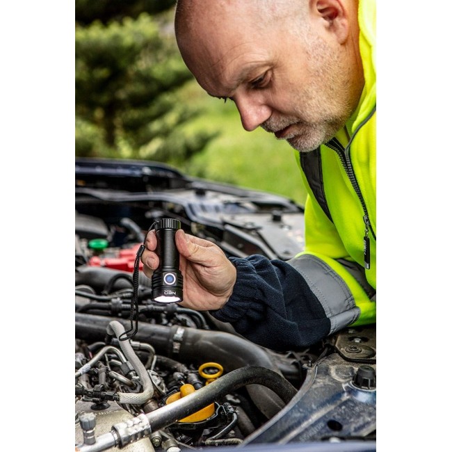 OSRAM P9 LED USB Rechargeable Flashlight 3300 lm OSRAM P9 LED USB Rechargeable Flashlight 3300 lm