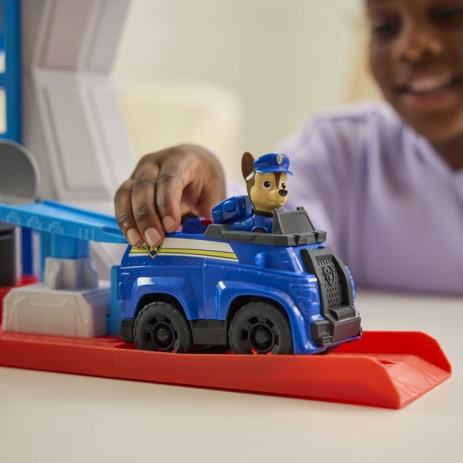 PAW Patrol Lookout Tower, 20-Inch Tower with Chase Action Figures, Rescue Vehicle & Launcher, Kids Toys for Boys & Girls Ages 3 and Up