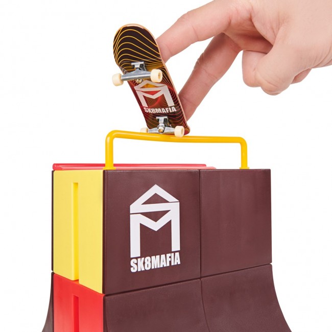 Tech Deck , Pyramid Shredder, X-Connect Park Creator, Customizable and Buildable Ramp Set with Exclusive Fingerboard, Kids Toy for Ages 6 and up Tech Deck , Pyramid Shredder, X-Connect Park Creator, Customizable and Buildable Ramp Set with Exclusive Fingerboard, Kids Toy for Ages 6 and up