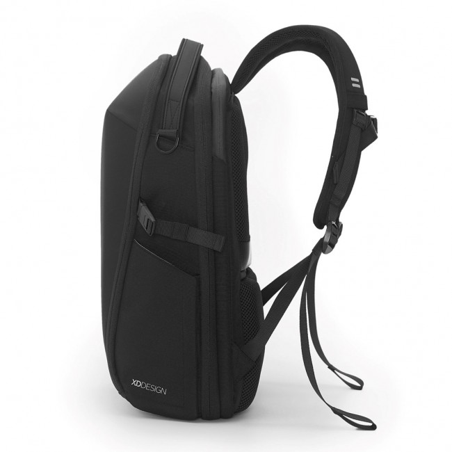 XD DESIGN BACKPACK BIZZ BACKPACK BLACK P/N: P705.931 XD DESIGN BACKPACK BIZZ BACKPACK BLACK P/N: P705.931