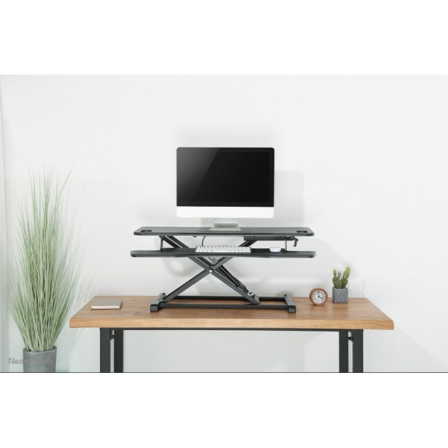 Neomounts sit-stand workstation