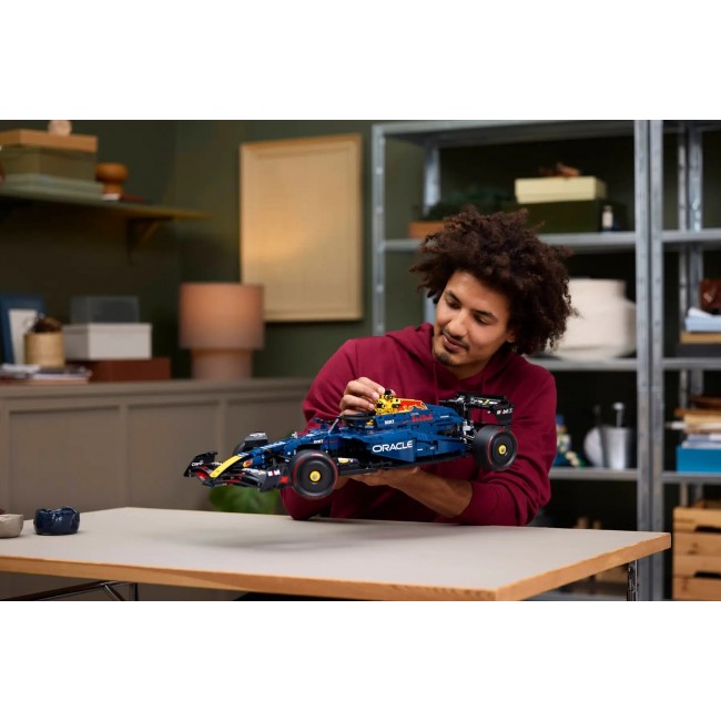 LEGO TECHNIC 42206 Oracle Red Bull Racing RB20 LEGO TECHNIC 42206 Oracle Red Bull Racing RB20