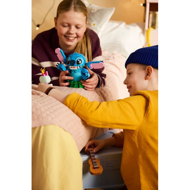 LEGO DISNEY 43296 Stitch and Scrump