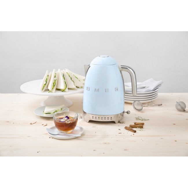 Smeg 50's Style Kettles KLF04PBEU Pastel Blue