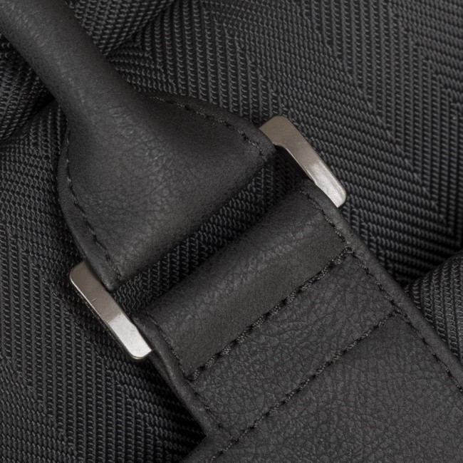 Rivacase 8135 39.6 cm (15.6
