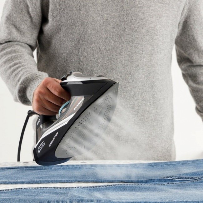 Taurus Geyser Eco Iron 3200 W Black