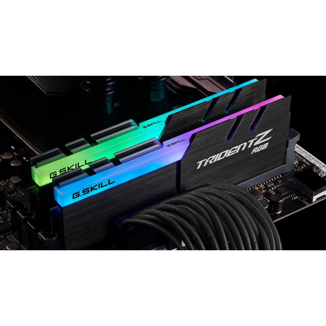 G.Skill Trident Z RGB F4-4400C19D-64GTZR memory module 64 GB 2 x 32 GB DDR4 4400 MHz G.Skill Trident Z RGB F4-4400C19D-64GTZR memory module 64 GB 2 x 32 GB DDR4 4400 MHz