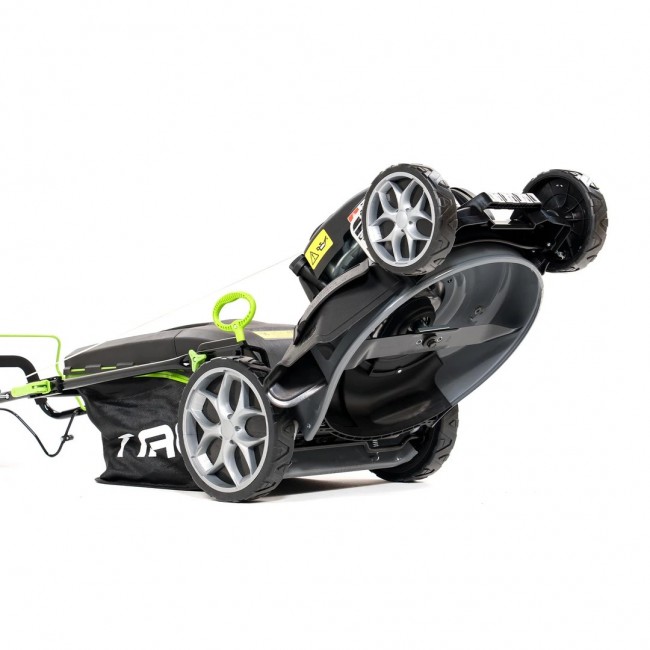 NAC LAWN MOWER WAS ASLEEP. B&S 125cc LS46-450E-HSS-JR drivetrain