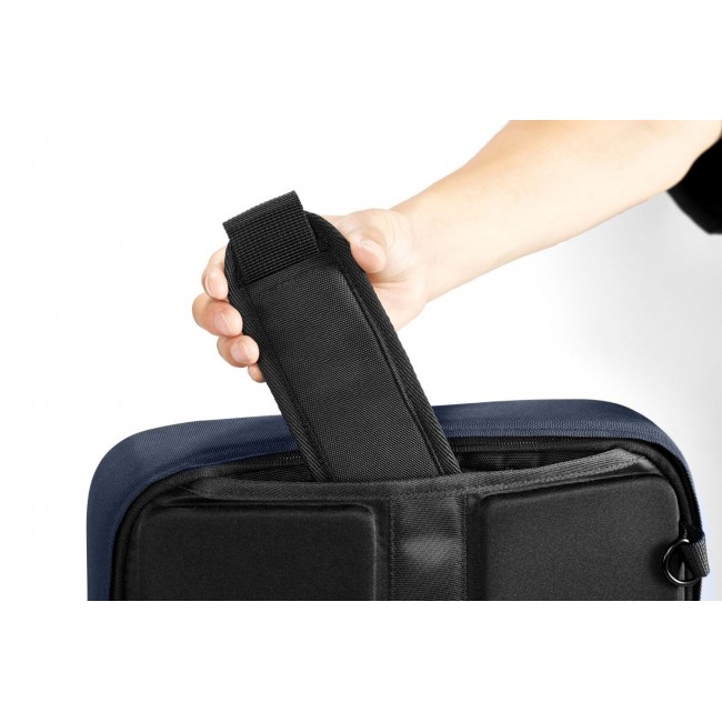 XD DESIGN ANTI-THEFT BACKPACK / BRIEFCASE BOBBY BIZZ 2.0 NAVY P/N: P705.925 XD DESIGN ANTI-THEFT BACKPACK / BRIEFCASE BOBBY BIZZ 2.0 NAVY P/N: P705.925