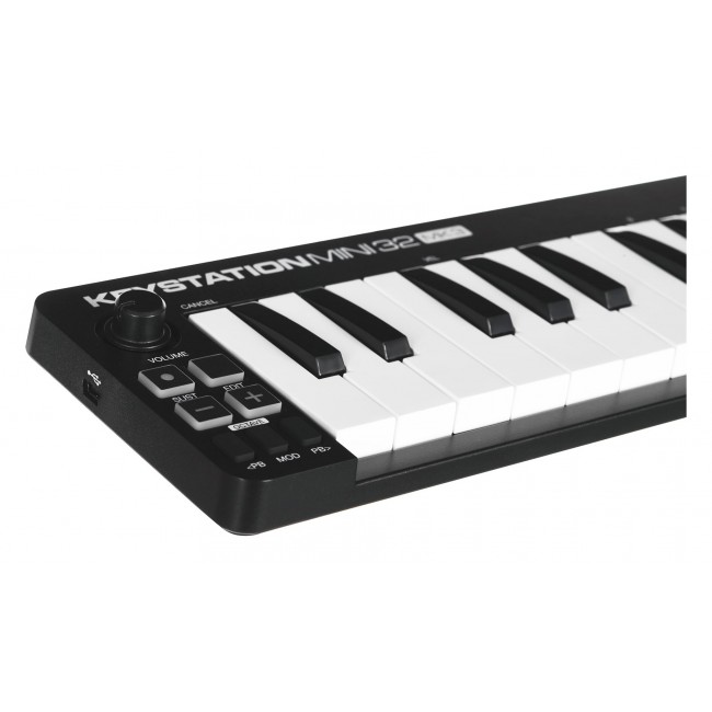 M-AUDIO Keystation Mini 32 MK3 MIDI keyboard 32 keys USB Black, White M-AUDIO Keystation Mini 32 MK3 MIDI keyboard 32 keys USB Black, White