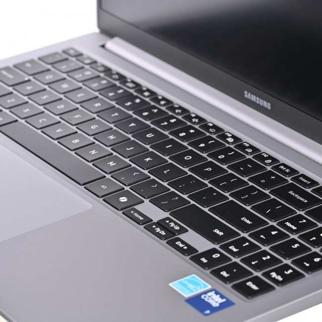 Samsung Galaxy Book4 NP750XGK-K1DX Core i7-150U 15.6