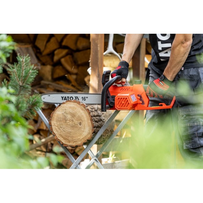 Yato YT-84872 chainsaw 2400 W