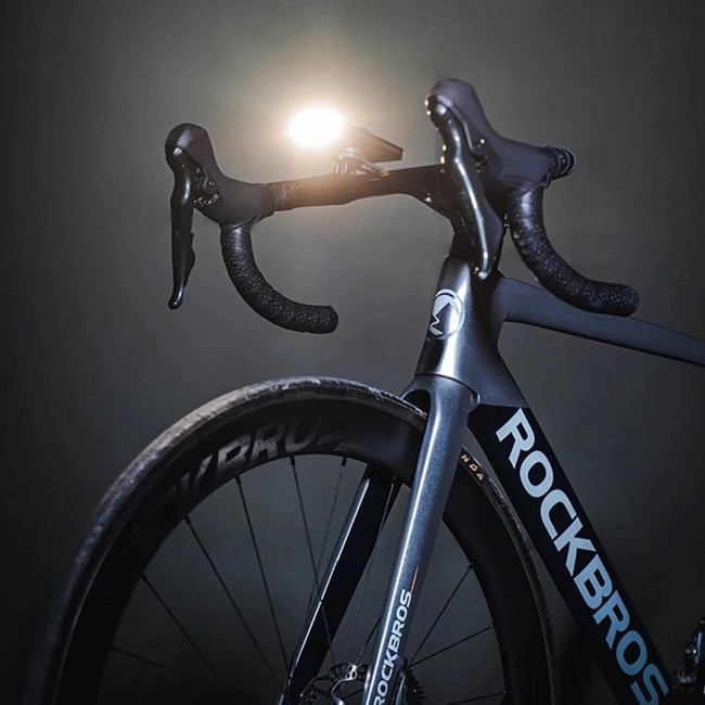 Rockbros JP008 front bike light with power bank for under the speedometer Rockbros JP008 front bike light with power bank for under the speedometer