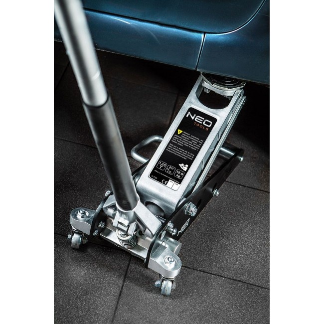 NEO tools 11-730 vehicle jack/stand NEO tools 11-730 vehicle jack/stand