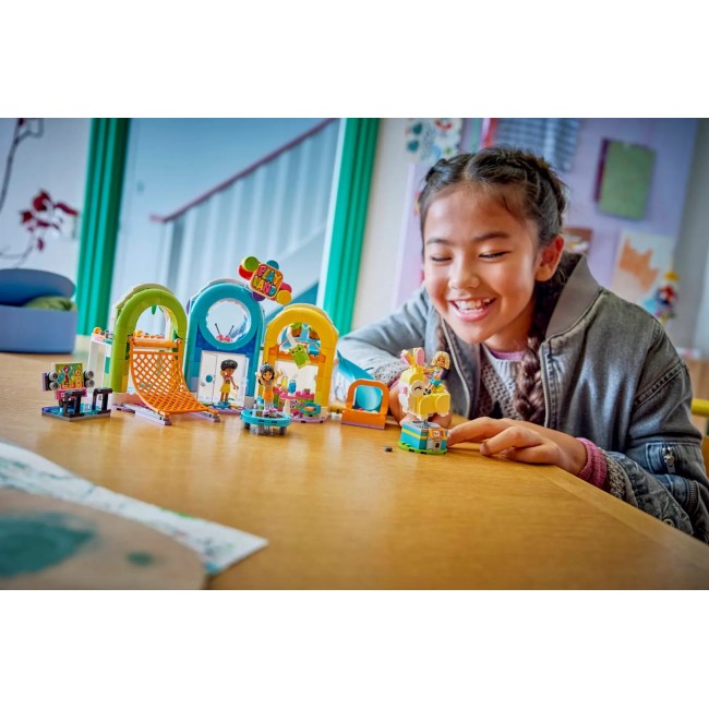 LEGO FRIENDS 42686 Fun Indoor Playground