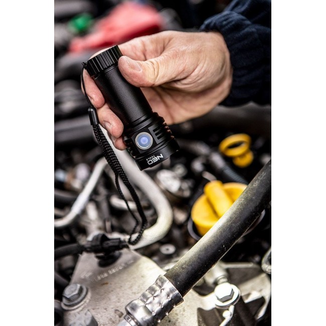 OSRAM P9 LED USB Rechargeable Flashlight 3300 lm OSRAM P9 LED USB Rechargeable Flashlight 3300 lm