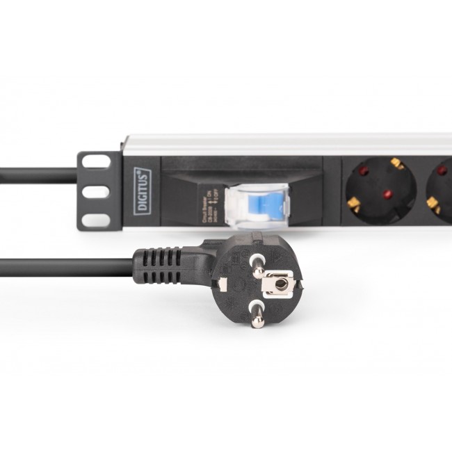 Digitus Aluminum socket strip, 7-way with circuit breaker