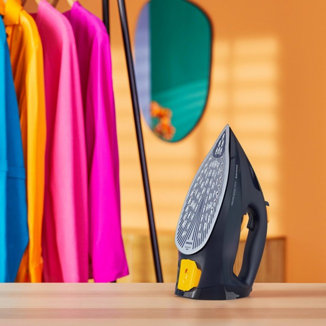 Philips 7000 series DST7060/20 HV Steam Iron Blue/Yellow Philips 7000 series DST7060/20 HV Steam Iron Blue/Yellow
