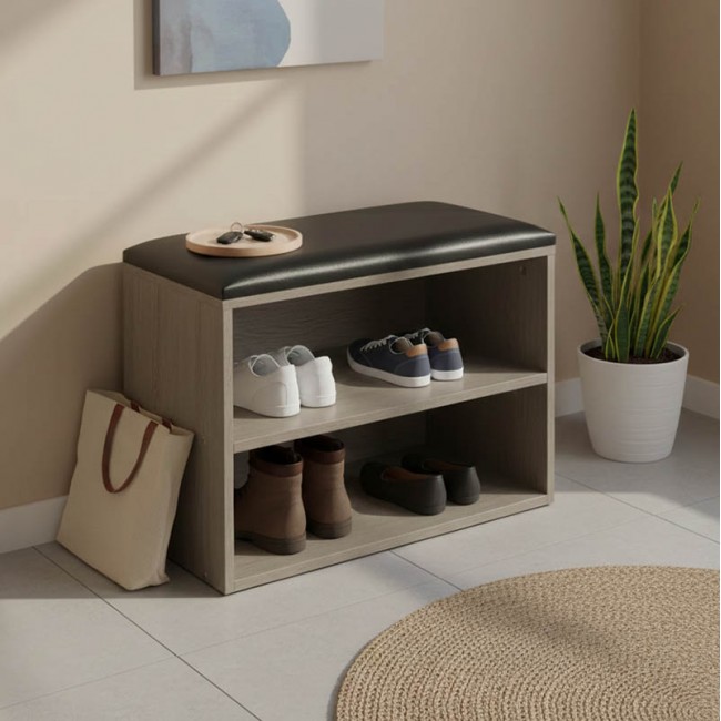 Παπουτσοθήκη-Σκαμπό Kiana pakoworld 4 ζεύγων με μαξιλάρι σε γκρι-oak απόχρωση 60x32x44εκ