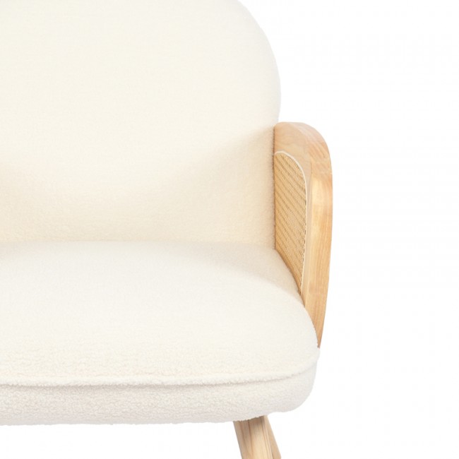 Πολυθρόνα Stedy pakoworld λευκό μπουκλέ ύφασμα με πόδι σε φυσική απόχρωση 78x64x82εκ