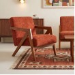 Πολυθρόνα Garifa pakoworld terracotta ύφασμα με πόδι σε καρυδί απόχρωση 79x75x75εκ